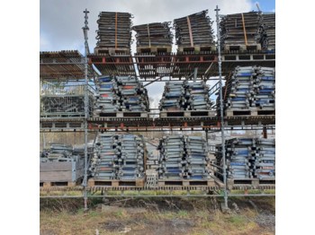 Matériel de chantier BOSTA Stillads