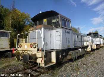 Matériel de chantier  Lot de 4 Locotracteurs Y8000 RVI3 / Moyse, Fauvet Girel