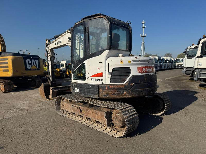 Mini pelle Bobcat E80
