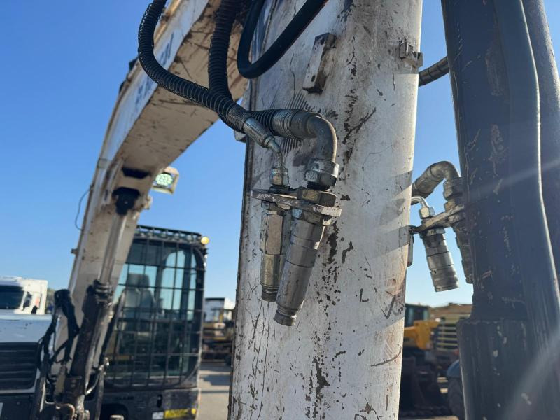 Mini pelle Bobcat E80