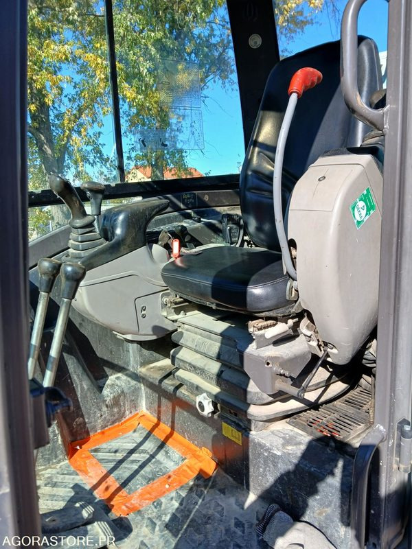 Mini pelle MINI PELLE VOLVO EC 27C