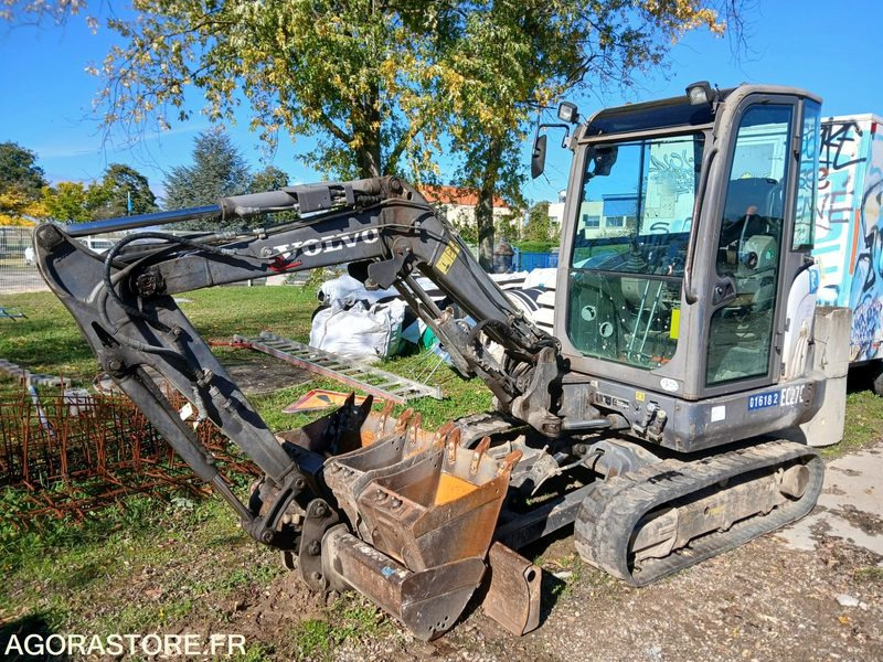 Mini pelle MINI PELLE VOLVO EC 27C