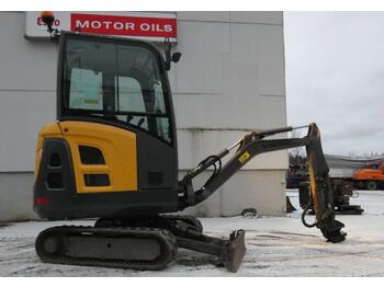 Mini pelle Volvo EC 18D