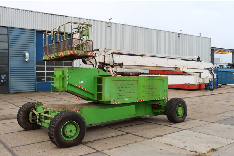 Nacelle articulée JLG 150 HAX