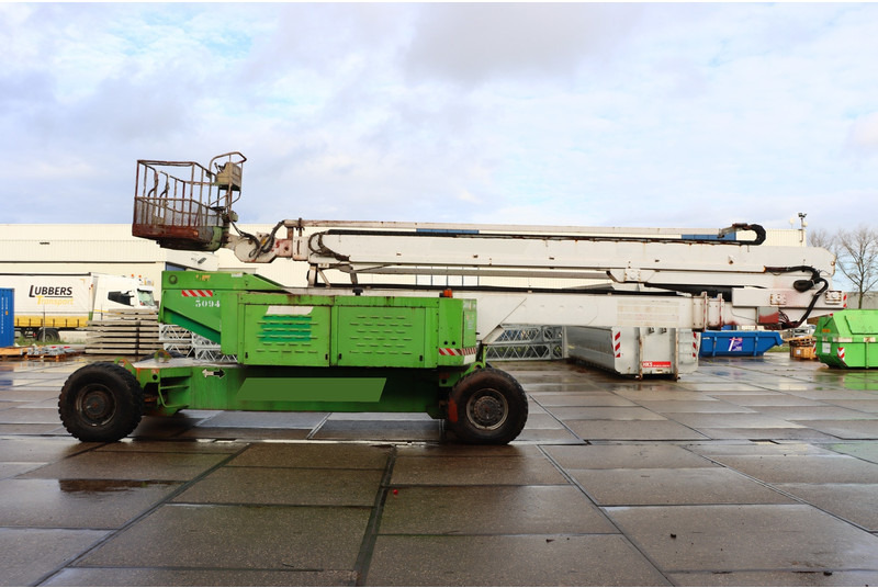 Nacelle articulée JLG 150 HAX