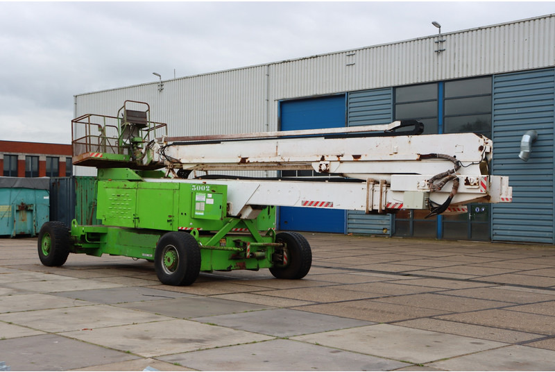 Nacelle articulée JLG 150 HAX