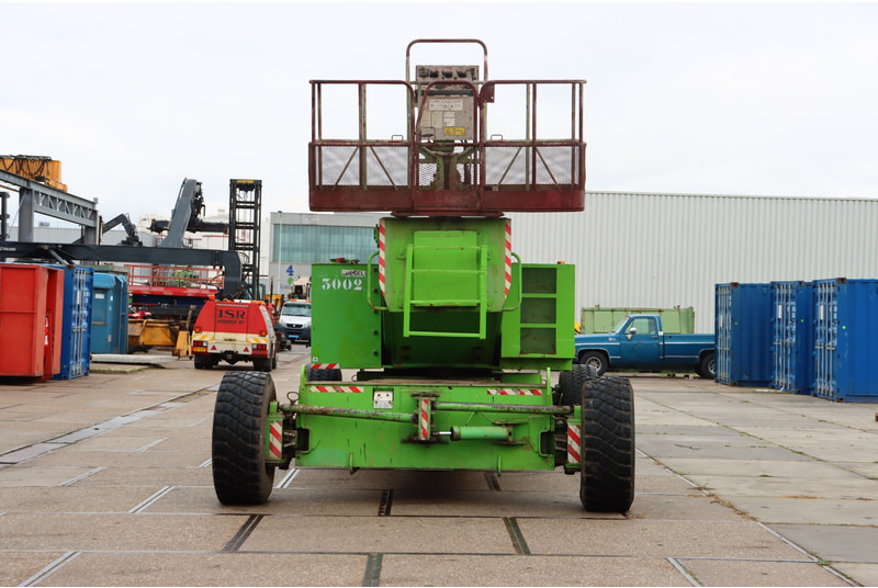 Nacelle articulée JLG 150 HAX