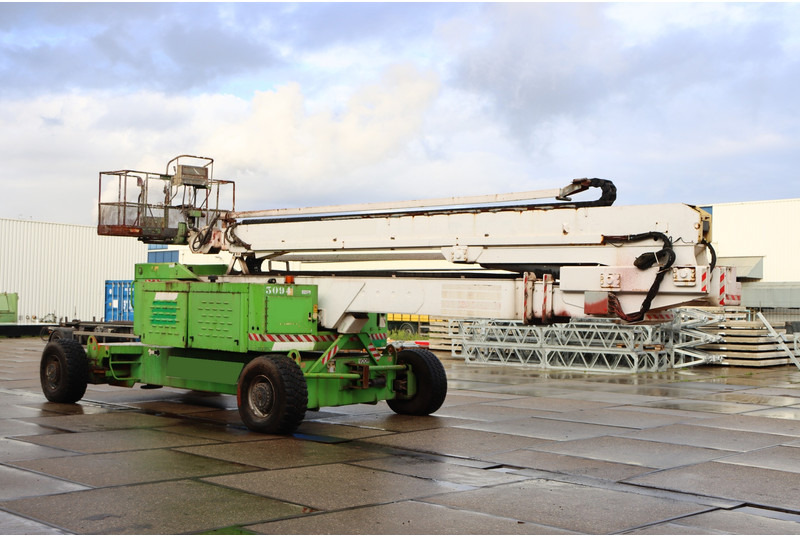 Nacelle articulée JLG 150 HAX