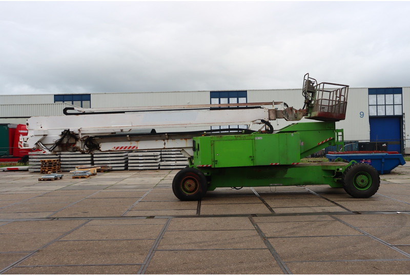 Nacelle articulée JLG 150 HAX