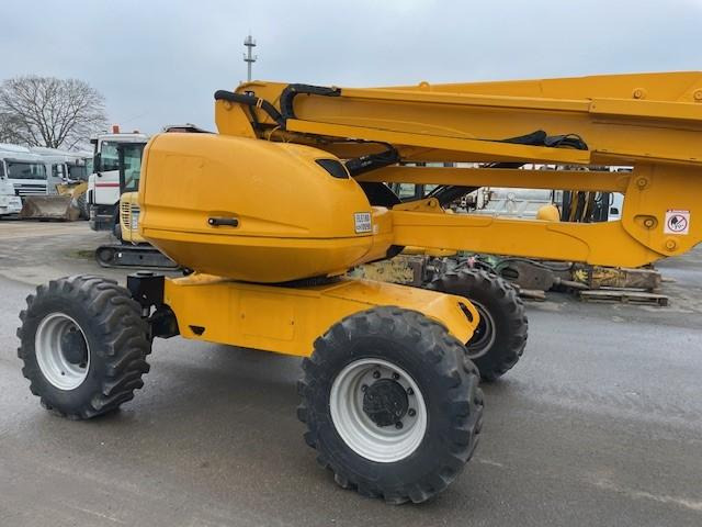 Nacelle articulée Manitou 180 ATJ