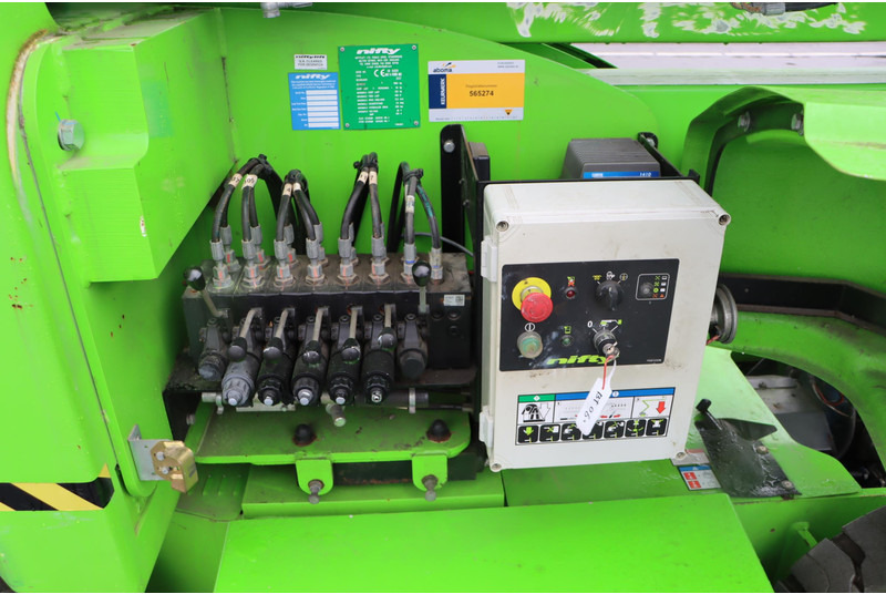 Nacelle articulée Niftylift HR17N