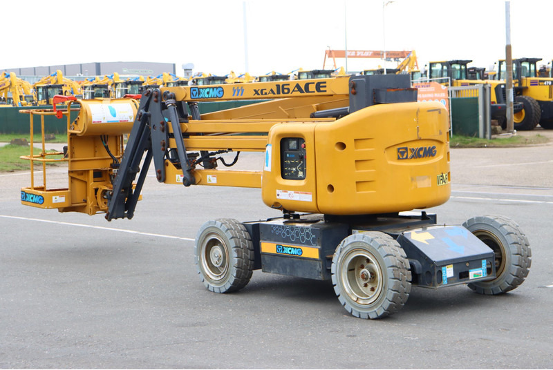 Nacelle articulée XCMG XGA16ACE