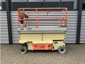 Nacelle ciseaux JLG 3246ES hoogwerker schaarhoogwerker nieuwstaat 2012