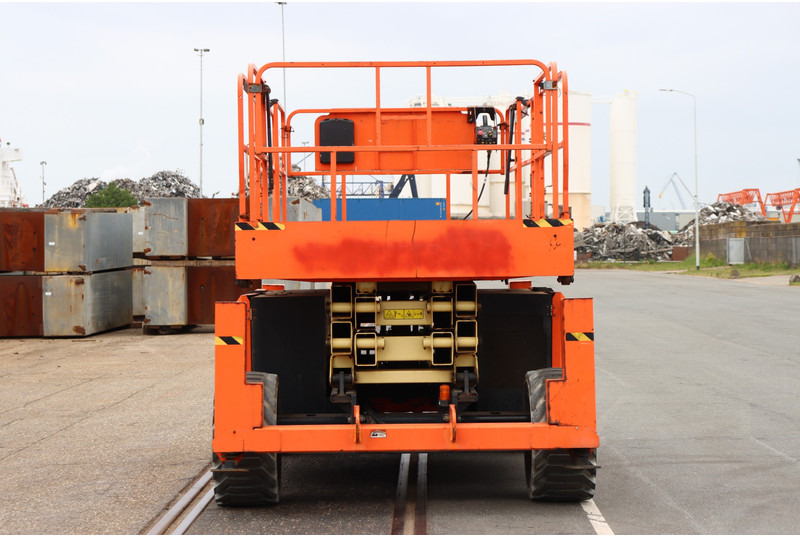 Nacelle ciseaux JLG 330LRT
