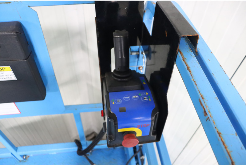 Nacelle ciseaux Mantall XE140W