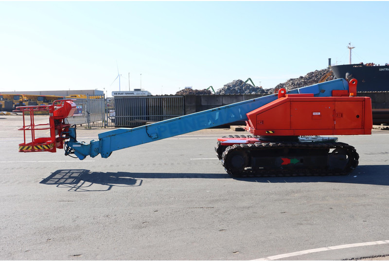 Nacelle télescopique Aichi SR18A