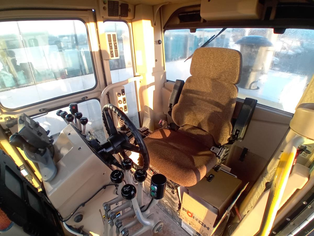 Niveleuse Caterpillar 12H