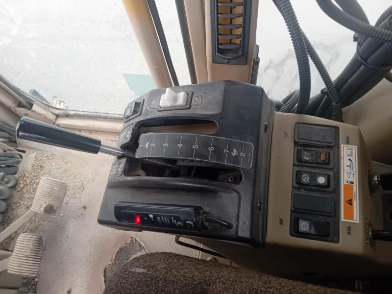 Niveleuse Caterpillar 12H