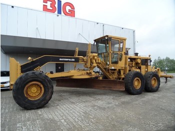 Niveleuse Caterpillar 16G