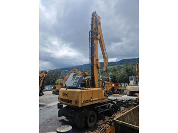 Pelle de manutention LIEBHERR A924C