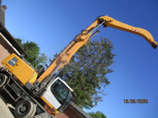 Pelle de manutention LIEBHERR LH30 M