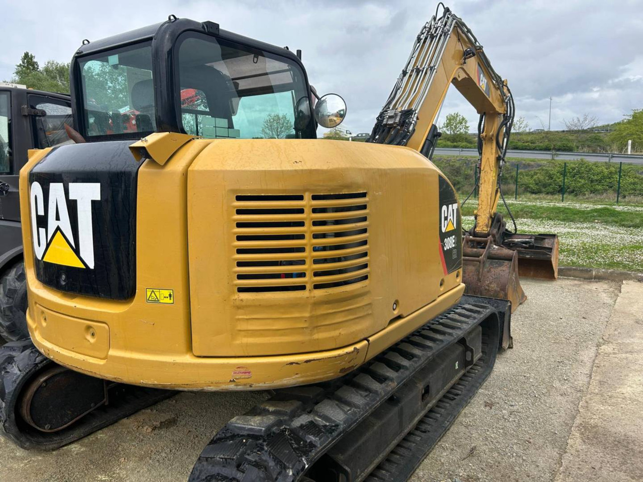 Pelle sur chenille CAT 308E2 CR