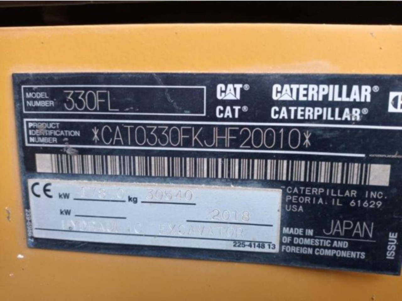 Pelle sur chenille CAT 330F