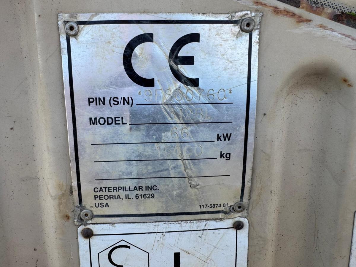 Pelle sur chenille Caterpillar 312BL