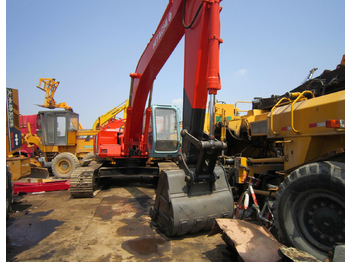 Pelle sur chenille HITACHI EX200
