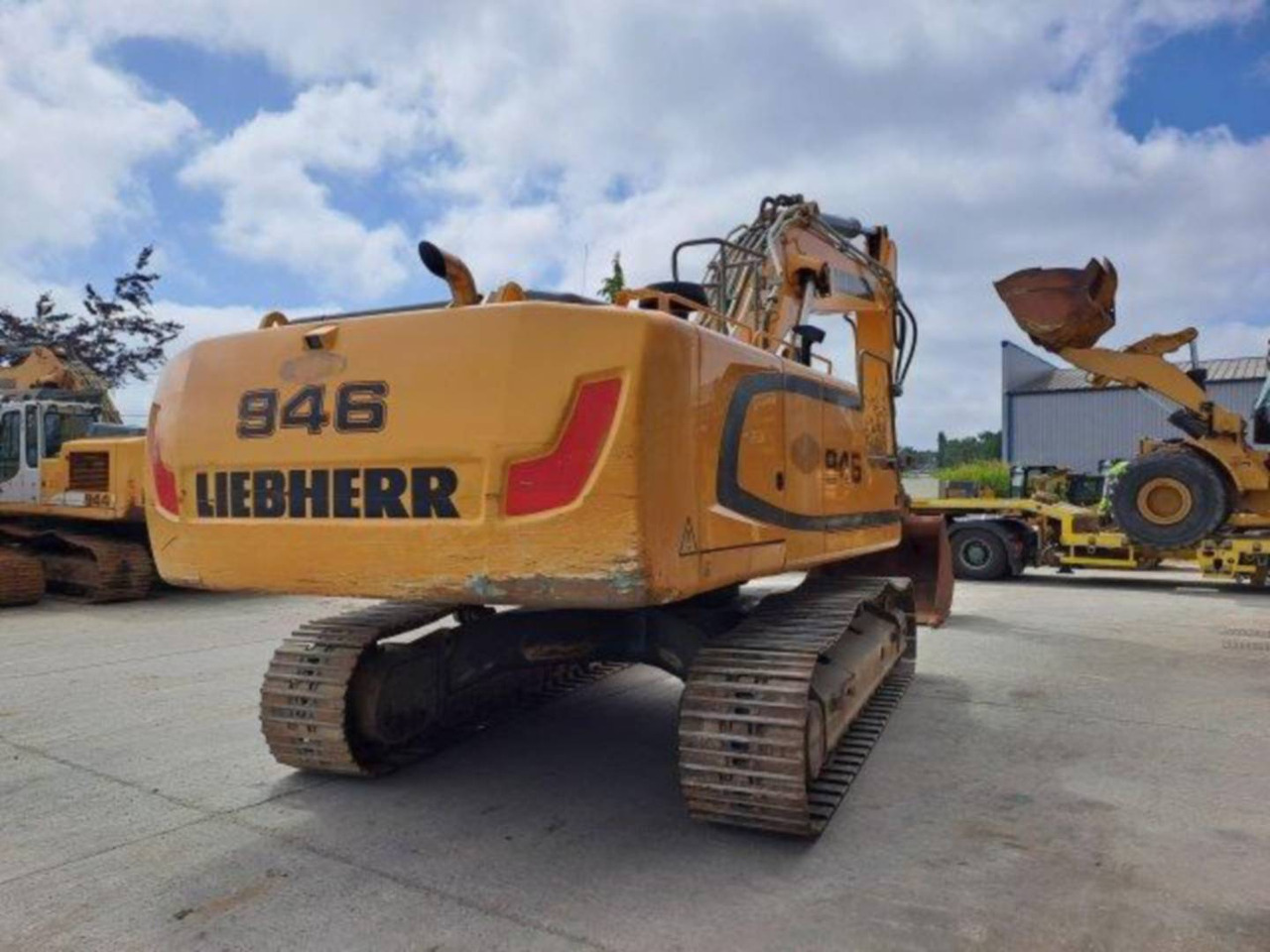 Pelle sur chenille LIEBHERR R946