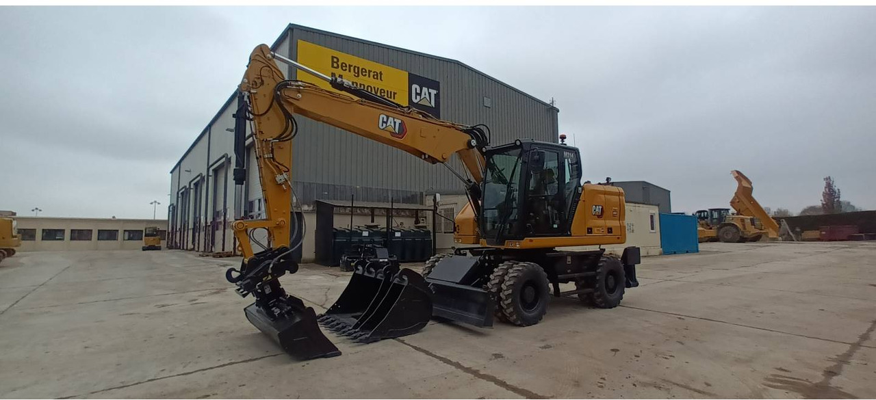 Pelle sur pneus CAT M314