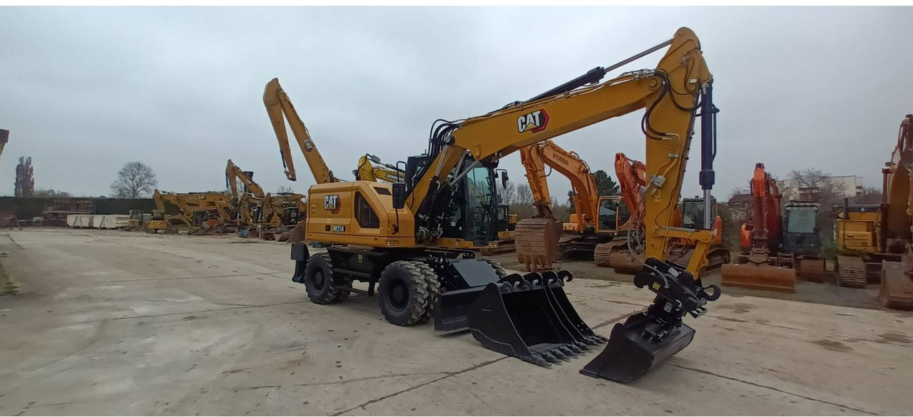 Pelle sur pneus CAT M314