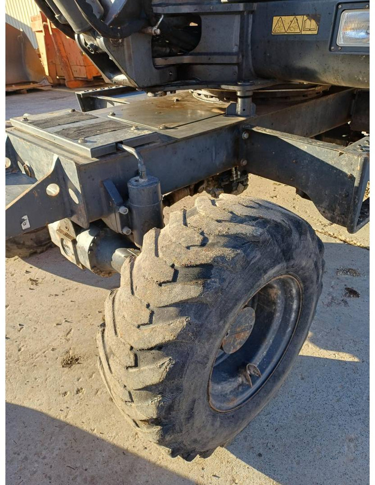 Pelle sur pneus DOOSAN INFRACORE AMERICA CORP. DX57W-7