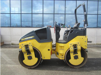 Rouleau compresseur Bomag BW135 AD