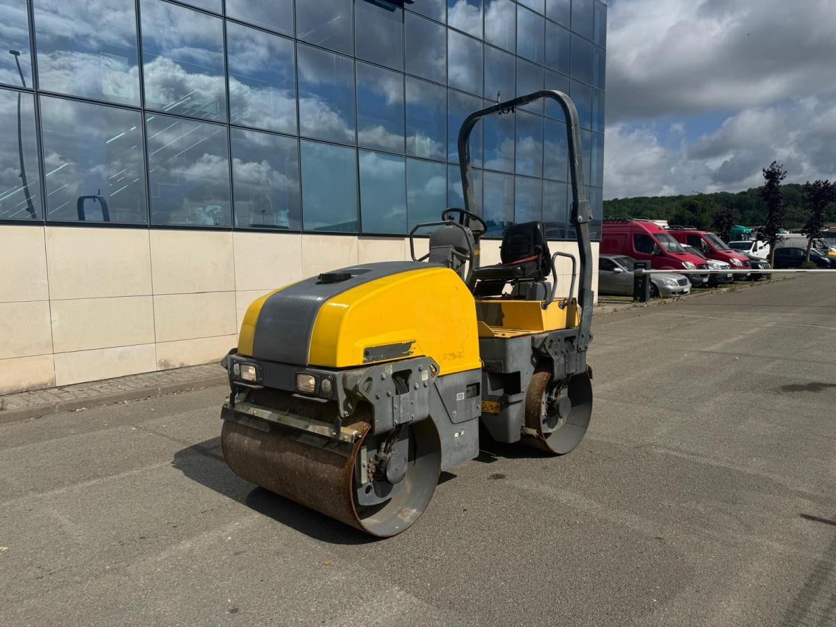 Rouleau compresseur Dynapac CC1200