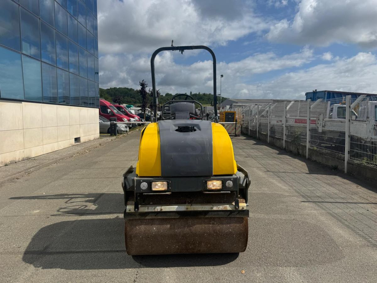 Rouleau compresseur Dynapac CC1200