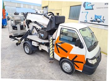 Сamion avec nacelle Comet ESK 14 Piaggio