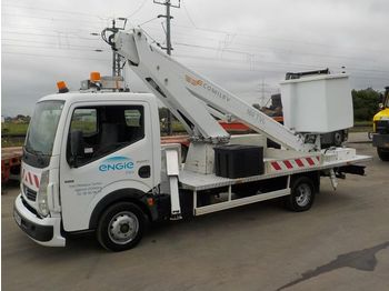 Сamion avec nacelle Renault Maxity