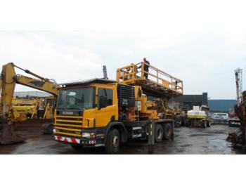 Сamion avec nacelle Scania P 94 D 230