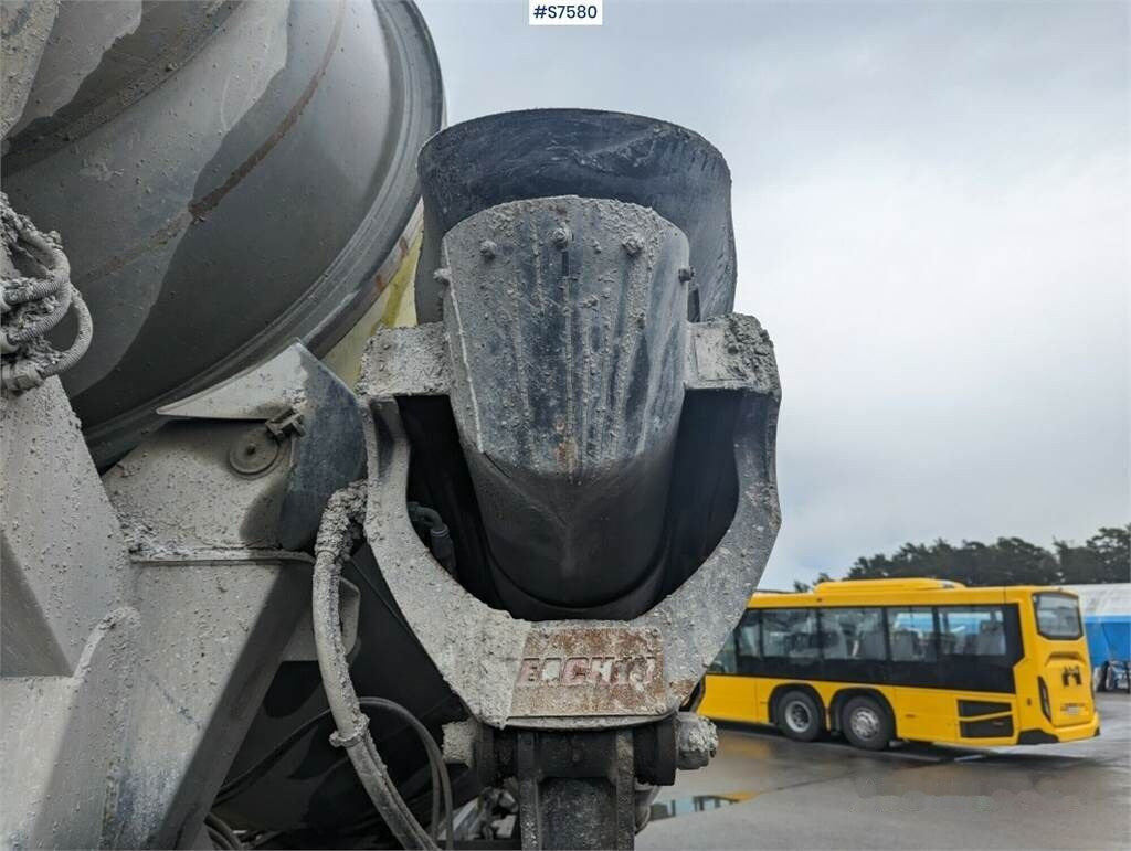 Scania G450 8x2 Concrete truck with chute en leasing Scania G450 8x2 Concrete truck with chute: photos 47