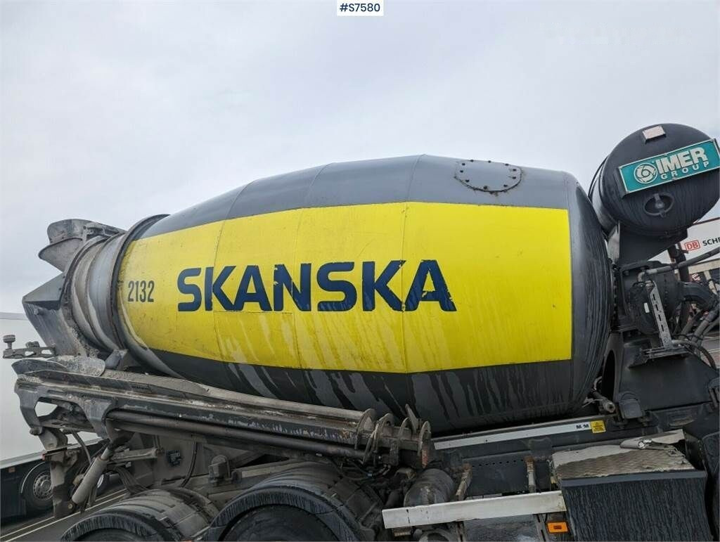 Scania G450 8x2 Concrete truck with chute en leasing Scania G450 8x2 Concrete truck with chute: photos 36