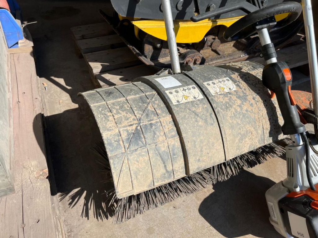 Engins de chantier Stihl Kombimotor KM 131 R Kleinteile