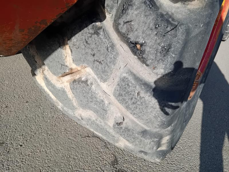 Tombereau articulé Bell B30D