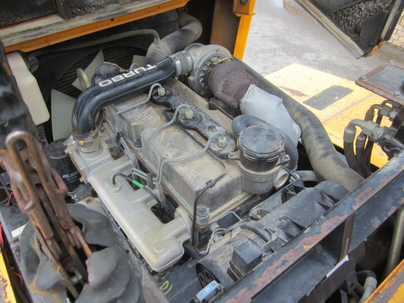 Tombereau articulé Thwaites MACH764