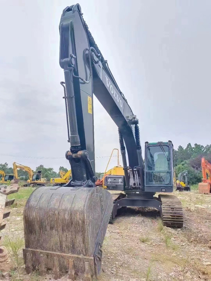 Pelle sur chenille Used excavator VOLVO EC200, Large engineering construction machinery good condition on sale: photos 10