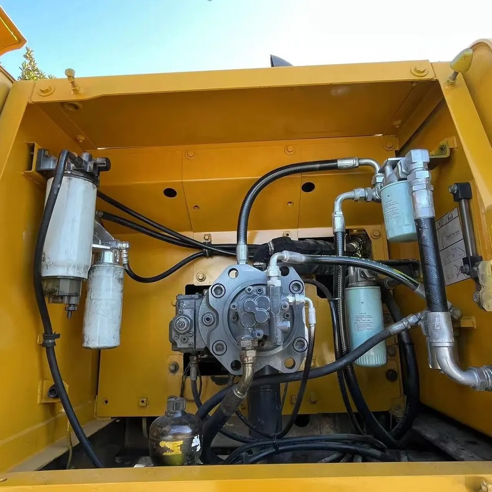 Pelle sur chenille VOLVO EC210 track excavator 20 tons hydraulic digger: photos 8