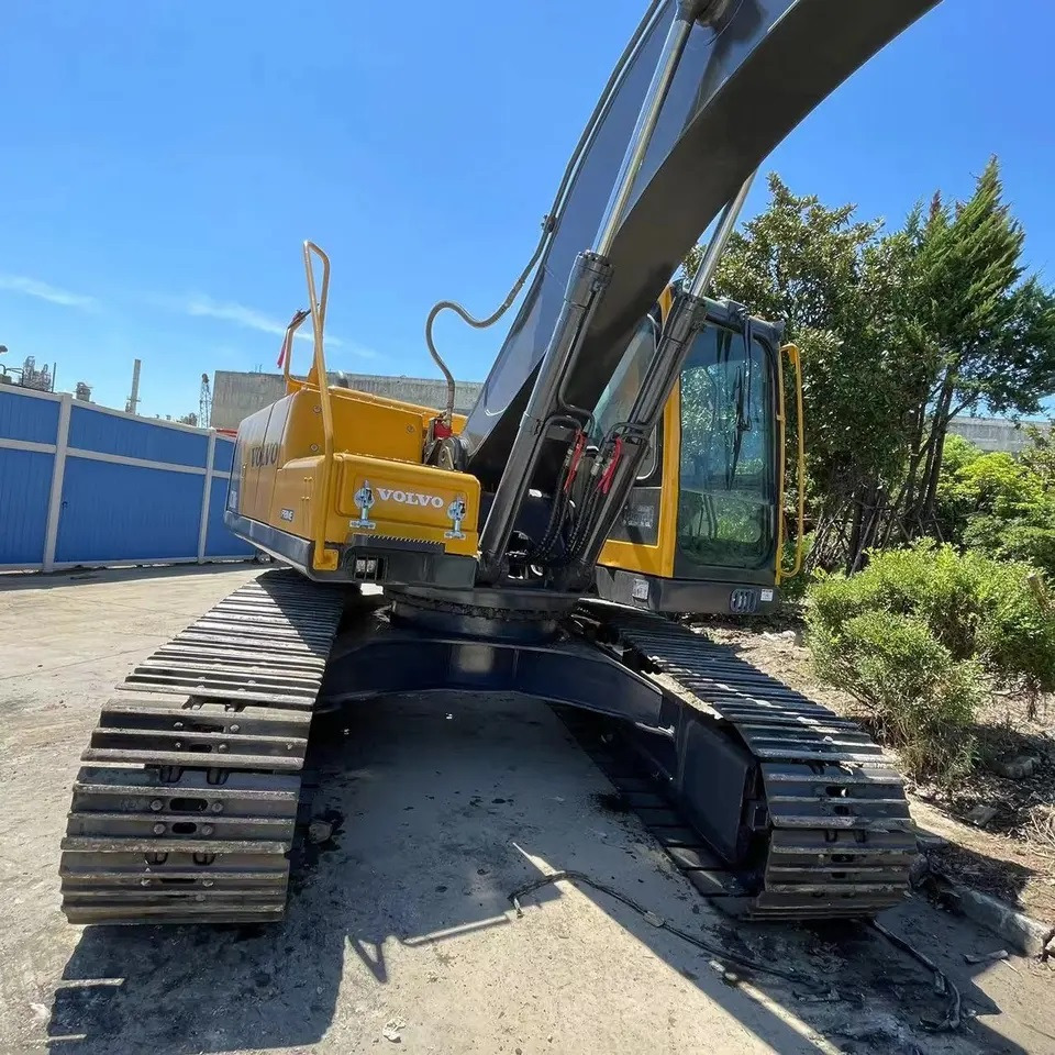 Pelle sur chenille VOLVO EC210 track excavator 20 tons hydraulic digger: photos 4