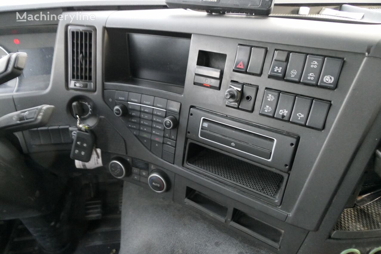 Camion malaxeur Volvo FMX 410: photos 22