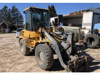 Chargeuse sur pneus Volvo L 30: photos 1