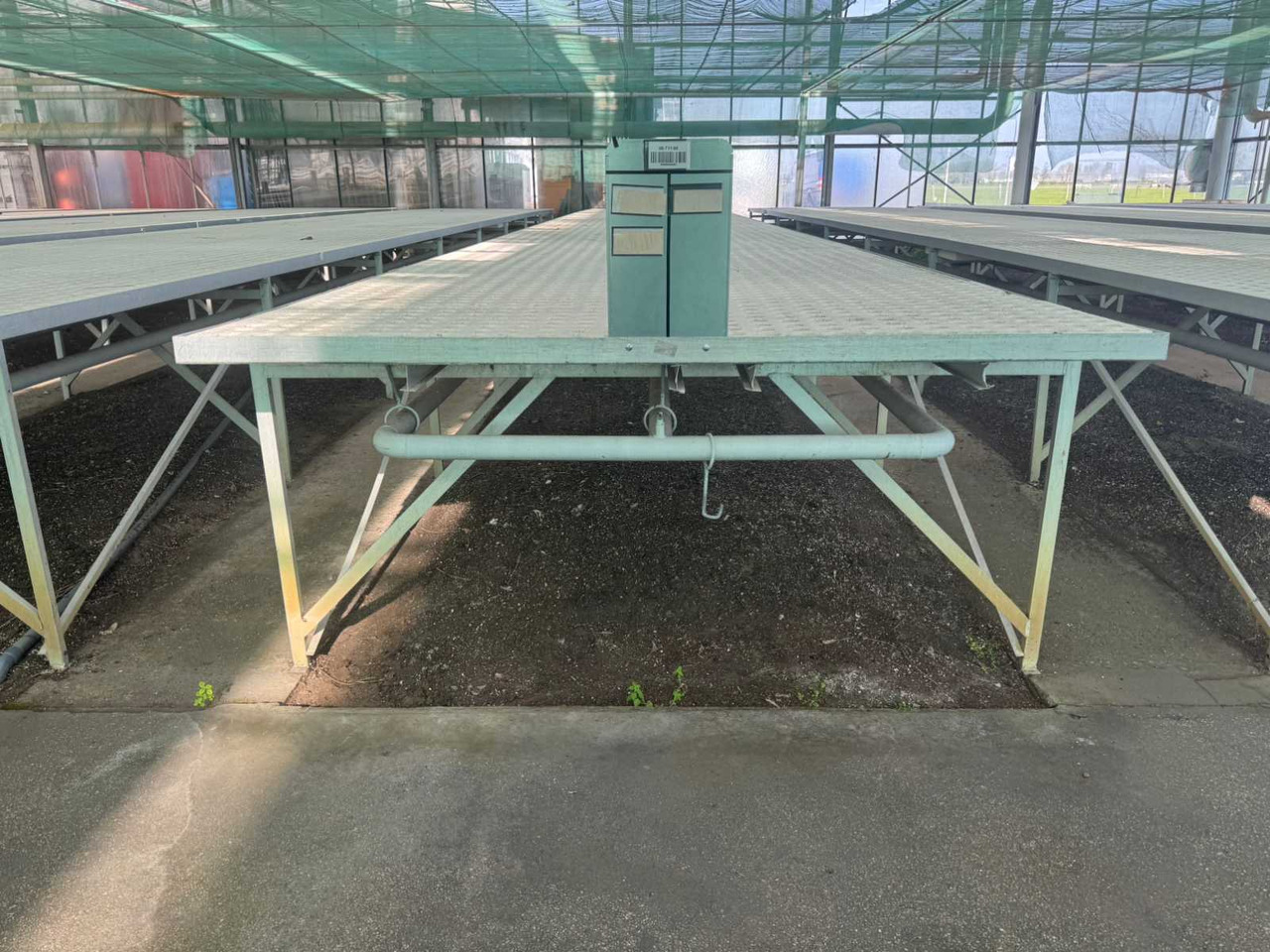 Machine agricole Aluminum cultivation table (1.82x12.00mtr) (12x)